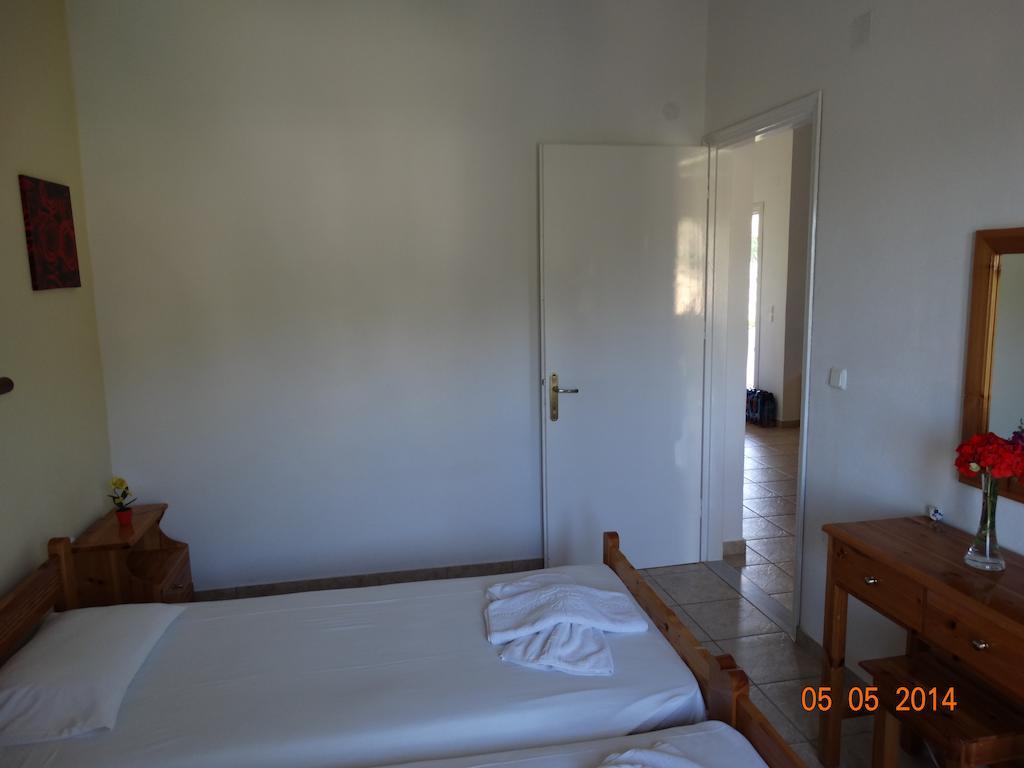 Villa Vasiliki Vitaládes Rum bild
